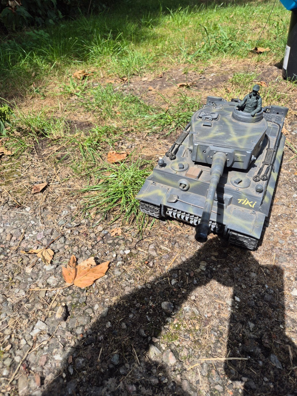 RC Tank Tiger 1 - Schaalmodel met Afstandsbediening, Ophalen of Verzenden, Gebruikt, Afstandsbediening
