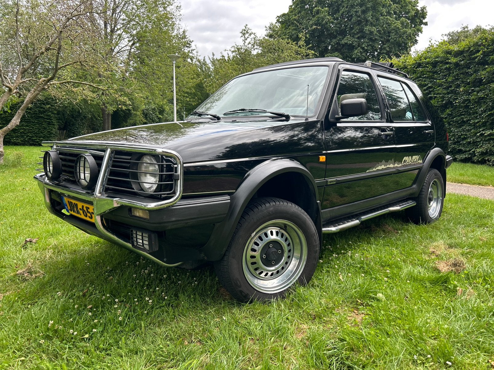 Volkswagen 1991 Zwart, 1145 kg, Beige, 4 stoelen, Zwart