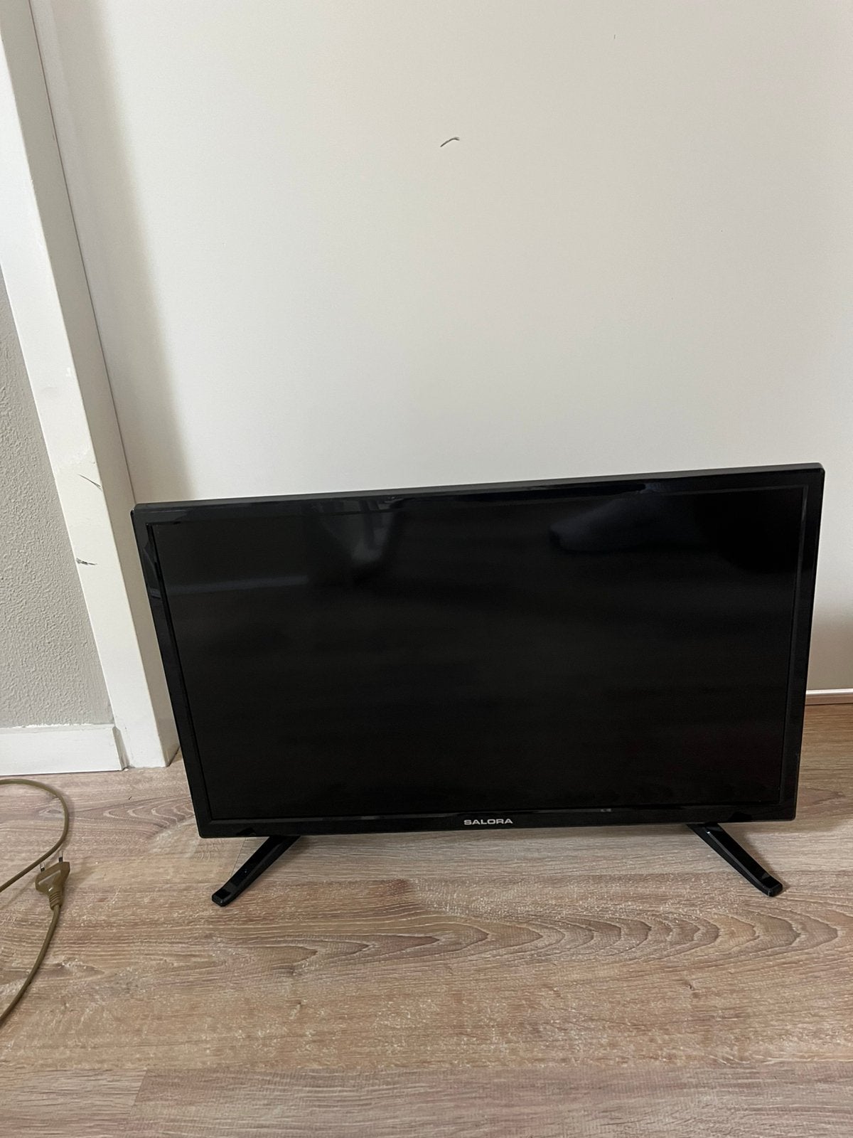24 inch Salora tv, Audio, Tv en Foto, Televisies, Zo goed als nieuw, 40 tot 60 cm, Ophalen, Overige merken