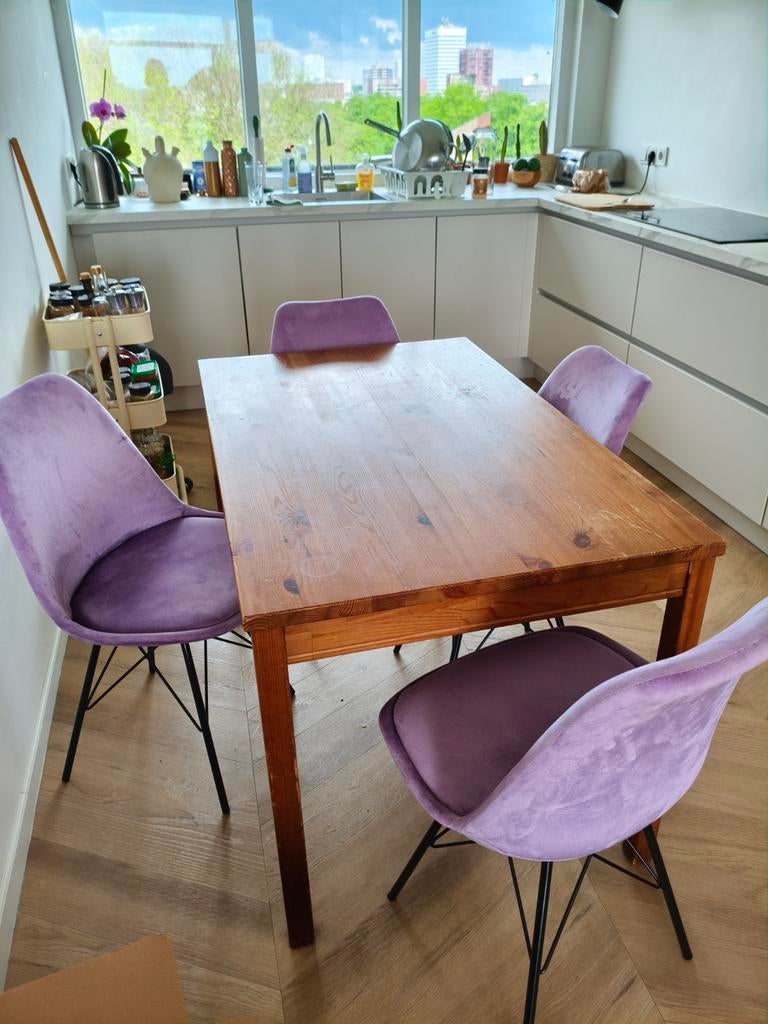 4 leuke paarse stoelen, Huis en Inrichting, Stoelen, Ophalen, Overige kleuren, Modern, Scandinavisch, Overige materialen