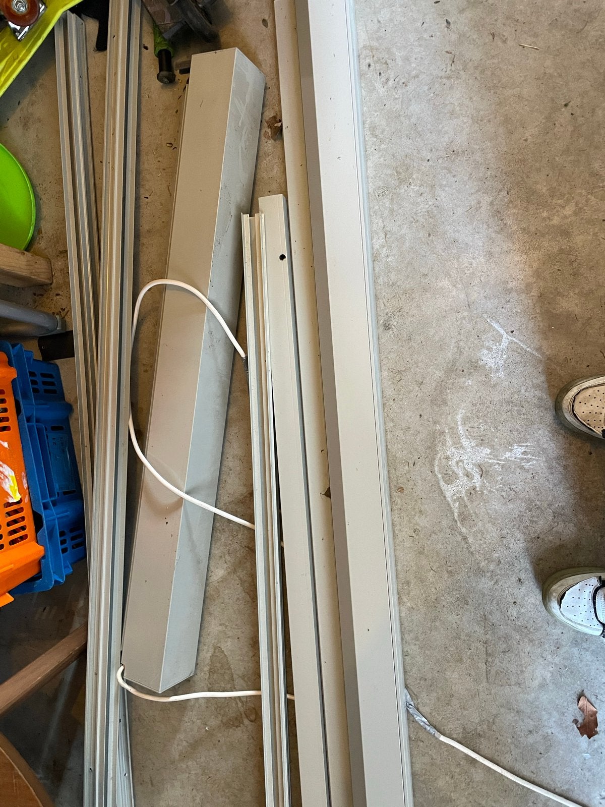 Sunscreens voor 2 ramen - voor de handige klusser, Ophalen, Gebruikt, Elektrisch, 150 tot 300 cm
