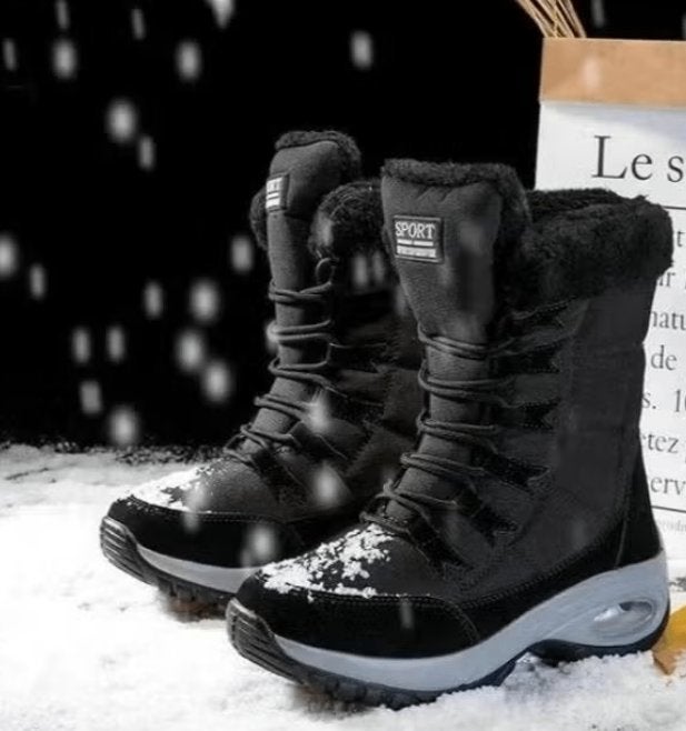 Luxe hoge snowboots voor dames waterdicht met dikke zolen, Ophalen of Verzenden, Zo goed als nieuw, Zwart, Snowboots