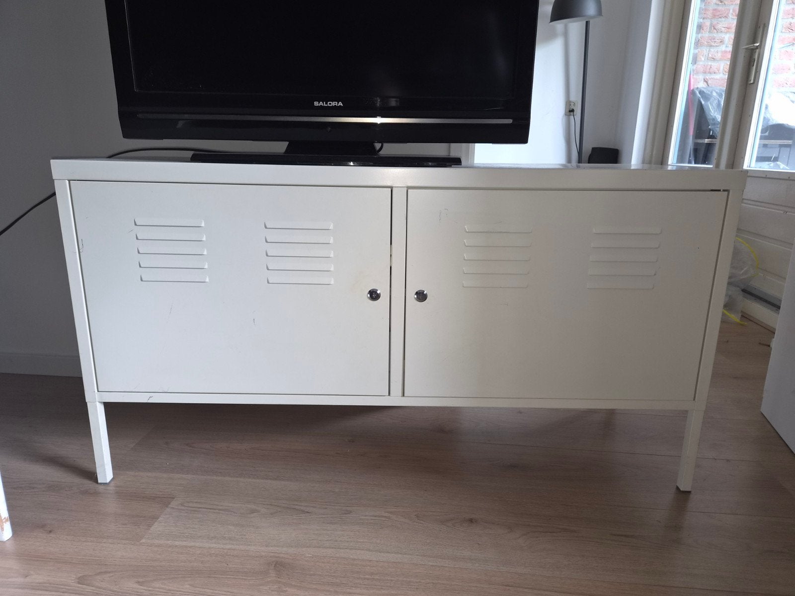 Witte IKEA lockerkast met gebruikerssporen, Ophalen, Gebruikt, Industrieel, Modern