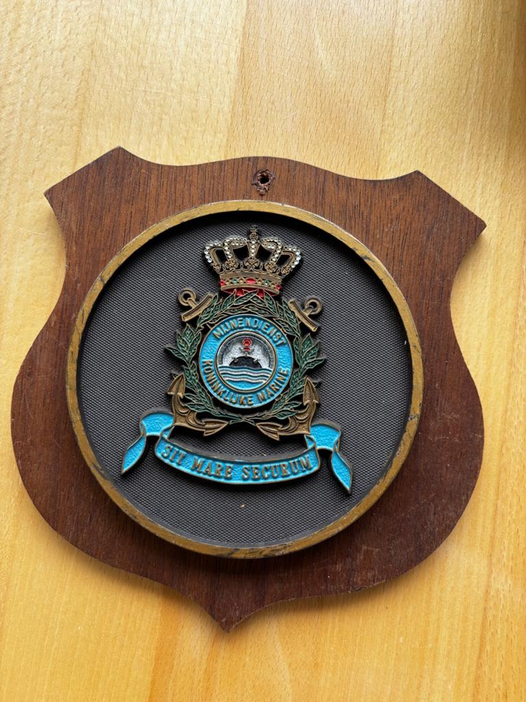 Wapenschild, mijnendienst, Koninklijke Marine., Ophalen of Verzenden, Marine, Nederland, Embleem of Badge