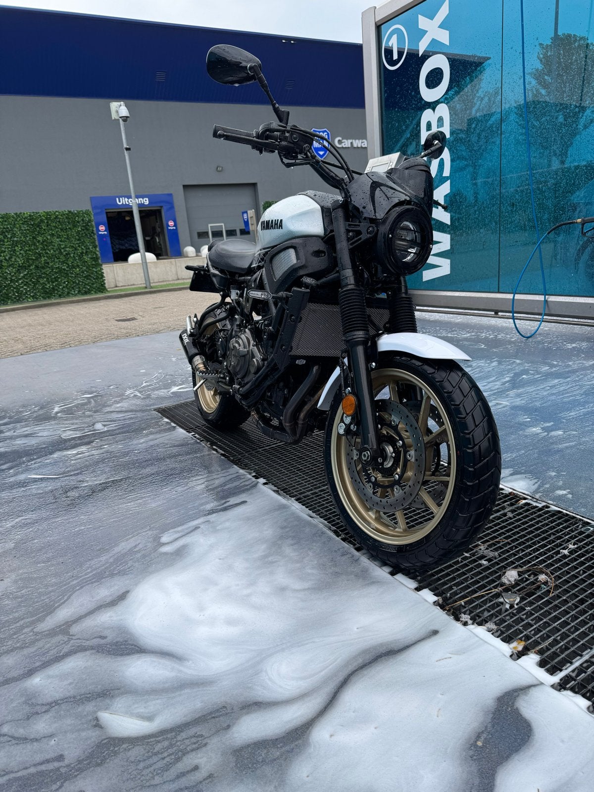 Yamaha XSR700 2023 - Nette staat met extra's, 2 cilinders, Occasion, Particulier, Meer dan 35 kW