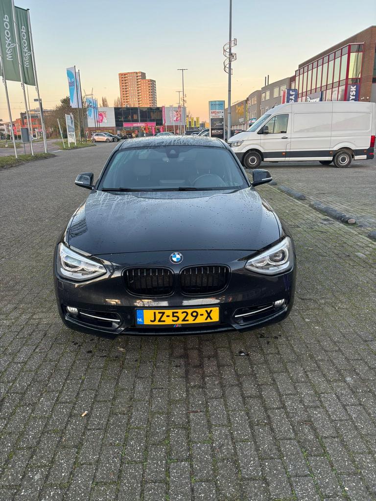 BMW 1-Serie f20 118I 125KW 5DR Aut8 2011 Zwart, Achterwielaandrijving, 4 cilinders, 1290 kg, Zwart