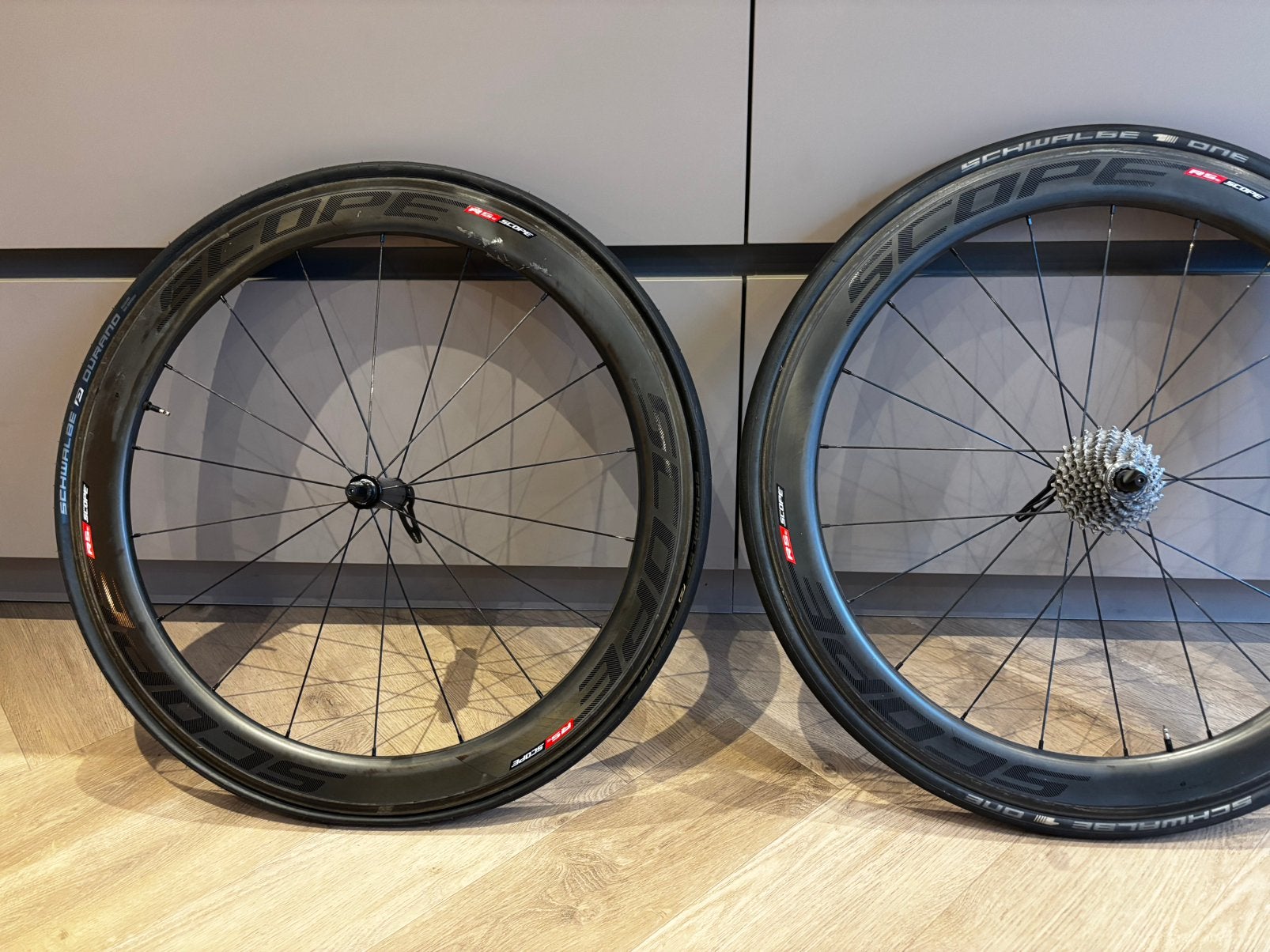 Scope S5 wielen - carbon, rim brake, Ophalen, Zo goed als nieuw, Wiel, Carbon