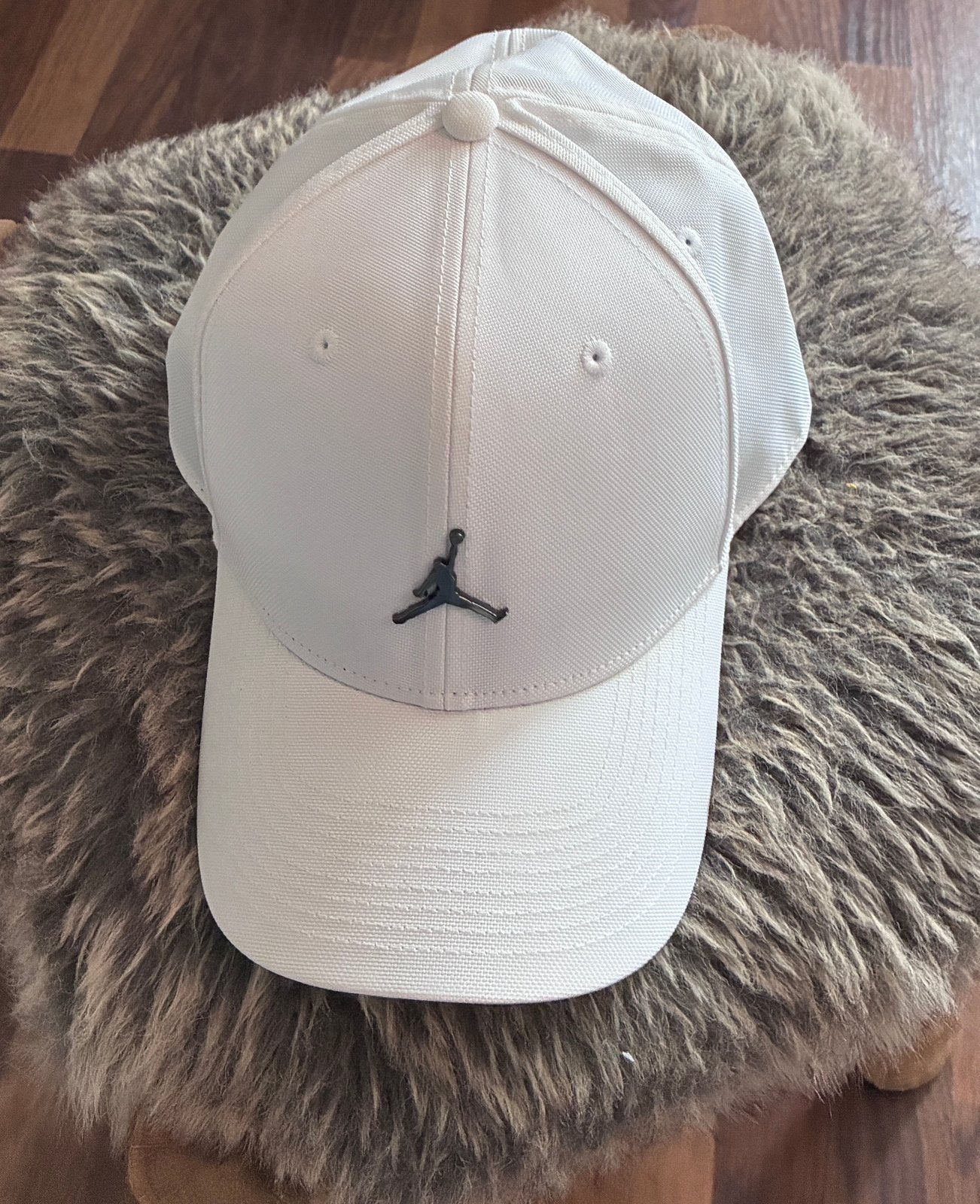 Nike metal jordan rise cap L / XL (als nieuw), Kleding | Heren, Hoeden en Petten, Ophalen, Zo goed als nieuw