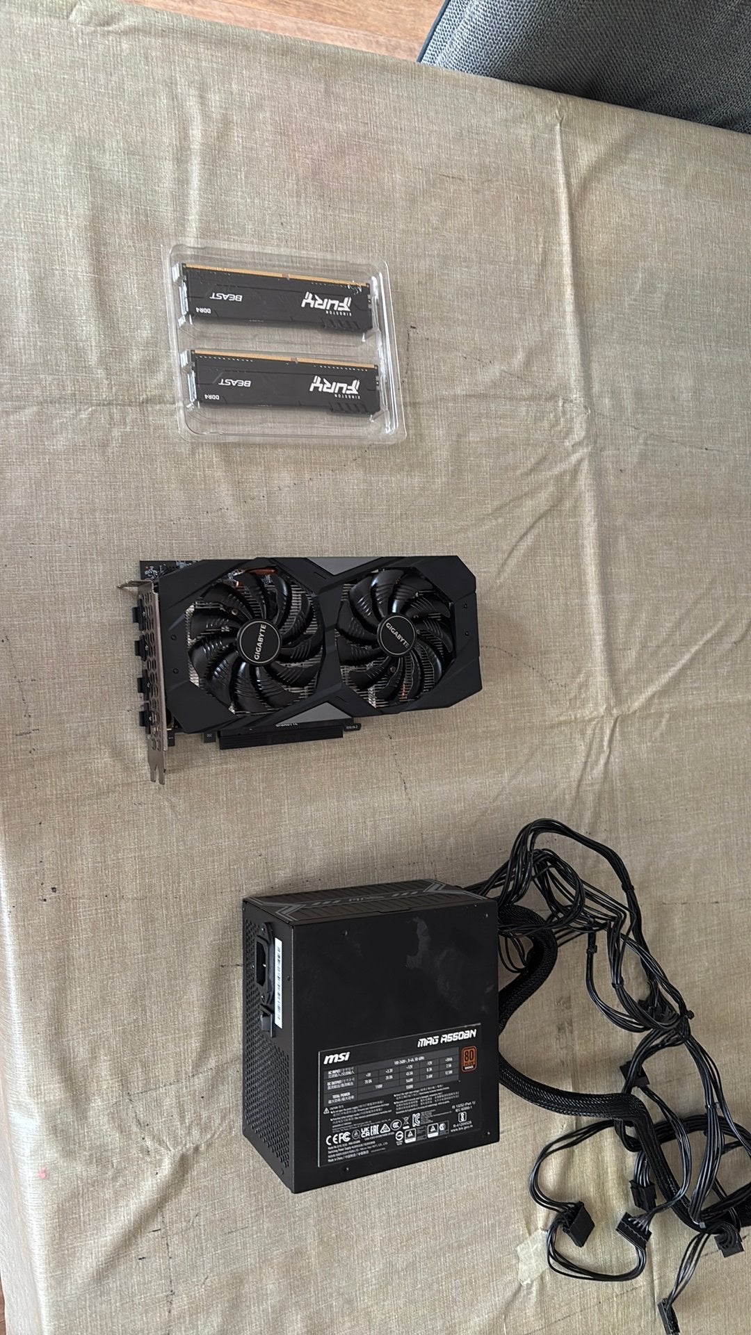 Oude gaming PC onderdelen, Computers en Software, Desktop Pc's, Gebruikt, Ophalen of Verzenden, Gaming, Met videokaart