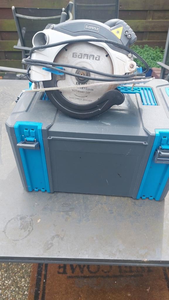 Gamma Cirkelzaag met Koffer - Zo goed als nieuw, Ophalen, Cirkelzaag, 600 tot 1200 watt, Zo goed als nieuw