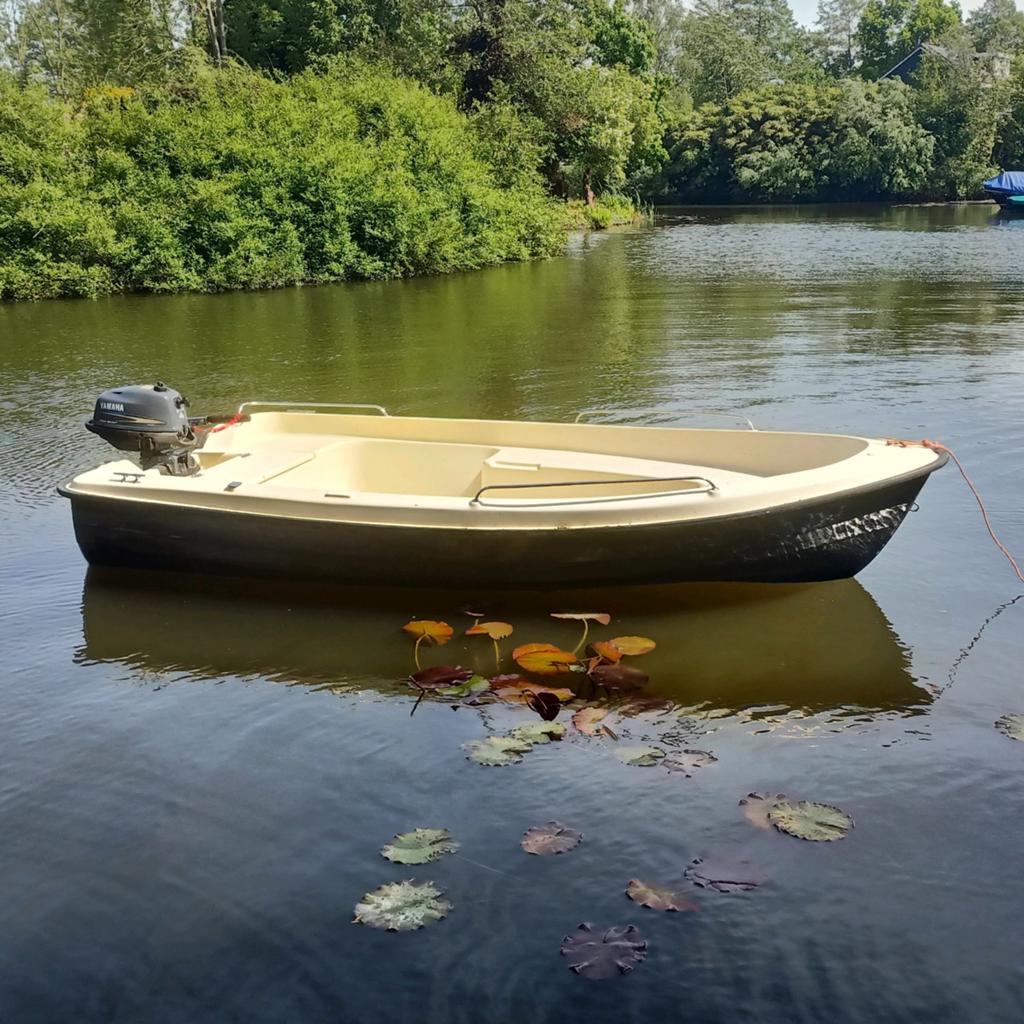 Te koop  motor bootje / sloepje  met Yamaha 4 pk 4takt, Watersport en Boten, Sloepen, Ophalen, Consoleboot, Gebruikt, 4 pk