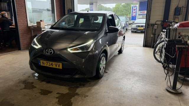 Foto 9 van Toyota Aygo 1.0 VVT-i x-fun (bj 2022)