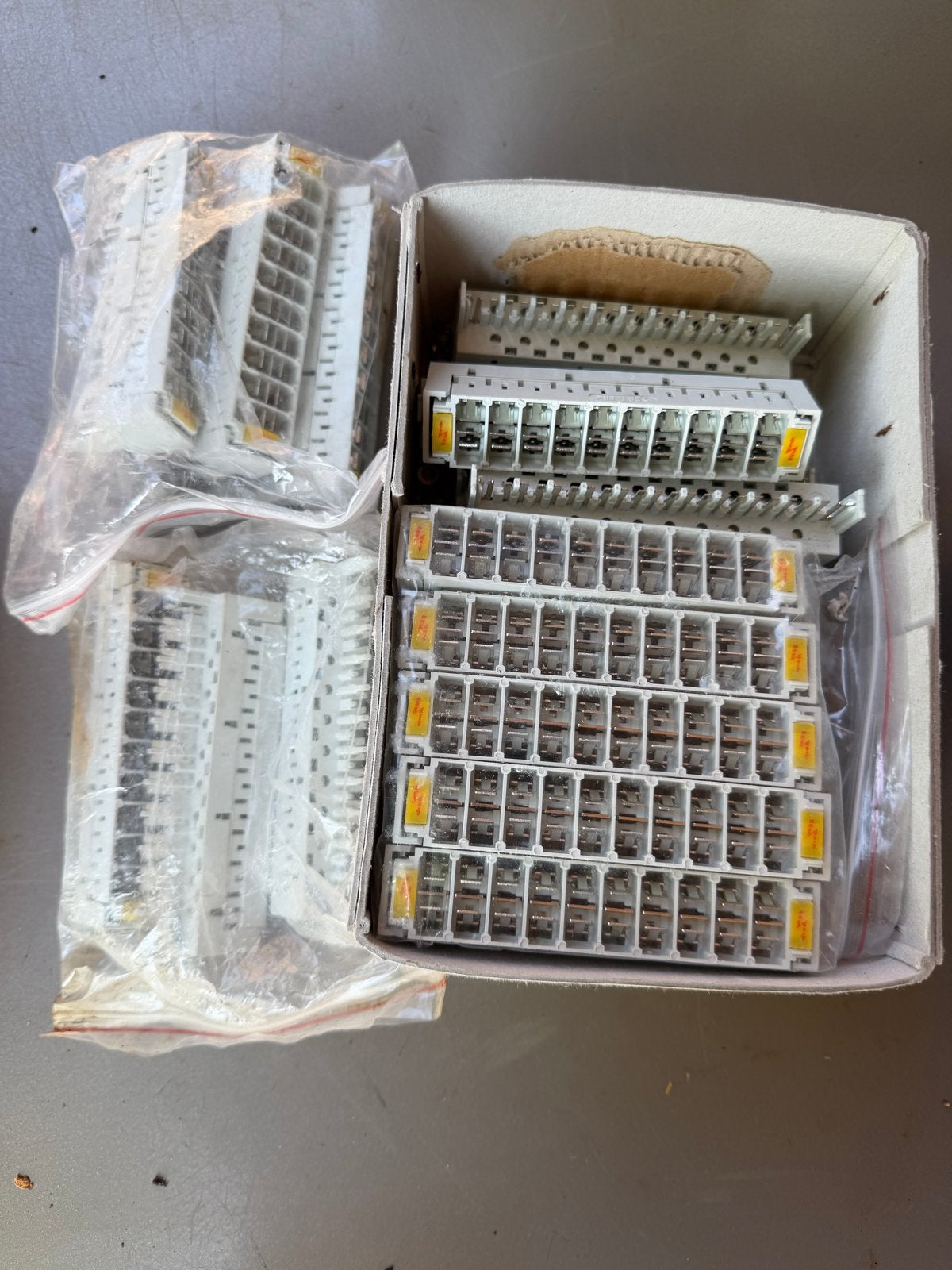 21x Wieland RST25i3 installatie stekkerblokken, Doe-het-zelf en Verbouw, Ophalen of Verzenden, Gebruikt, Wieland, Stekkerdoos