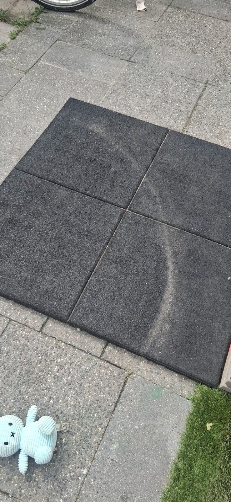 Rubberen tegels 4stuks van 1m x 1m, Tuin en Terras, Ophalen, Rubber, Overige typen
