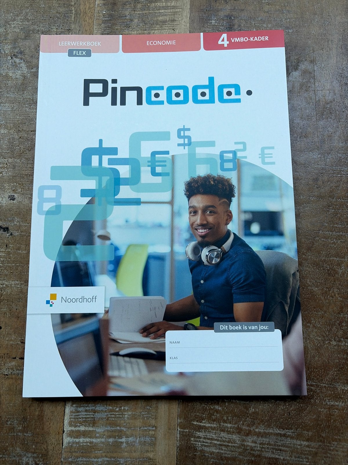 Pincode Economie 4 VMBO-Kader Leerwerkboek Flex, Ophalen of Verzenden, Gamma, Zo goed als nieuw, Overige niveaus