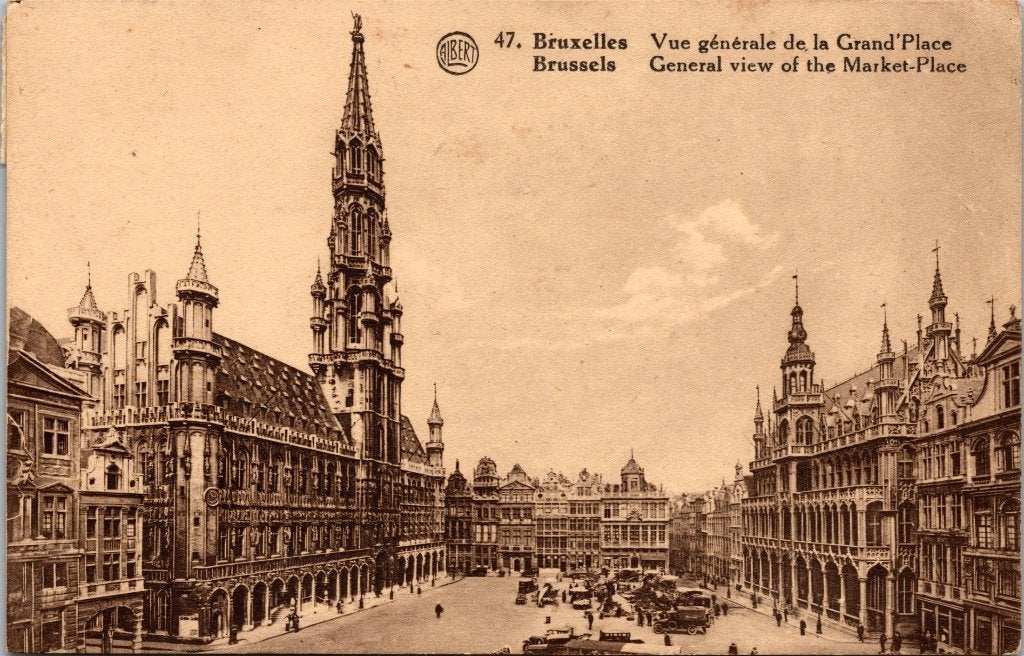 Brussel België - 12 oude postkaarten Stadhuis Grote Markt I