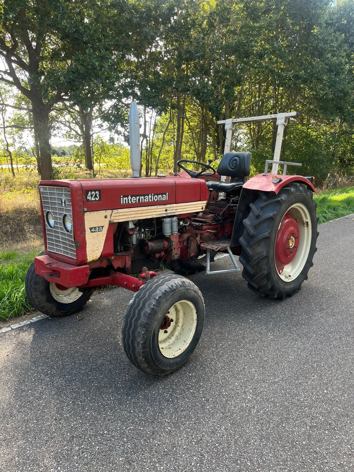 International 423 cormick ihc, Zakelijke goederen, Agrarisch | Tractoren, Ophalen, Gebruikt, Tot 80 Pk, McCormick