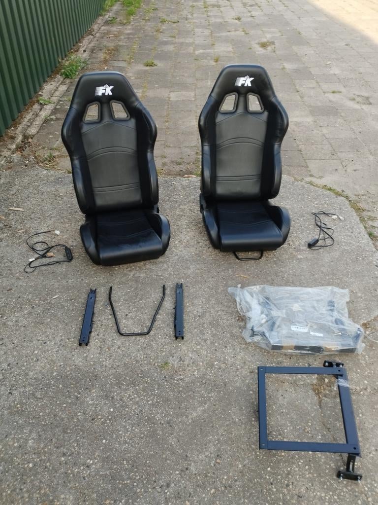FK Sportstoelen Zwart Leer met stoelverwarming, Ophalen, Nieuw, Universele onderdelen