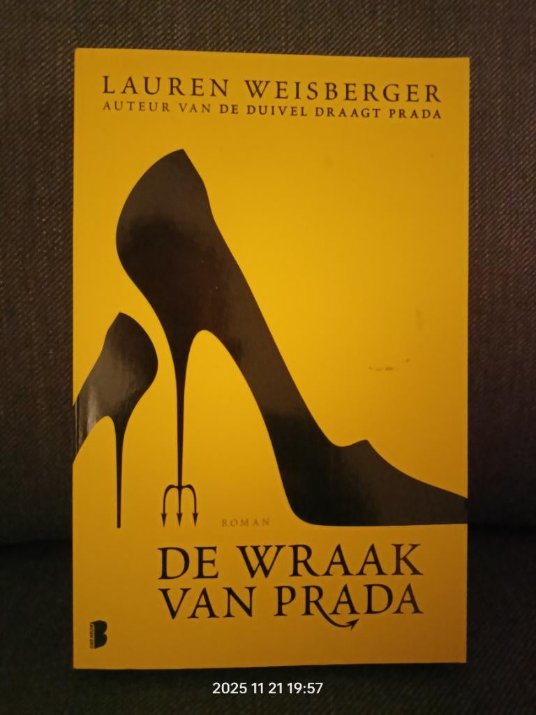 De Wraak van Prada, Lauren Weisberger, Boeken, Ophalen of Verzenden, Zo goed als nieuw, Lauren Weisberger