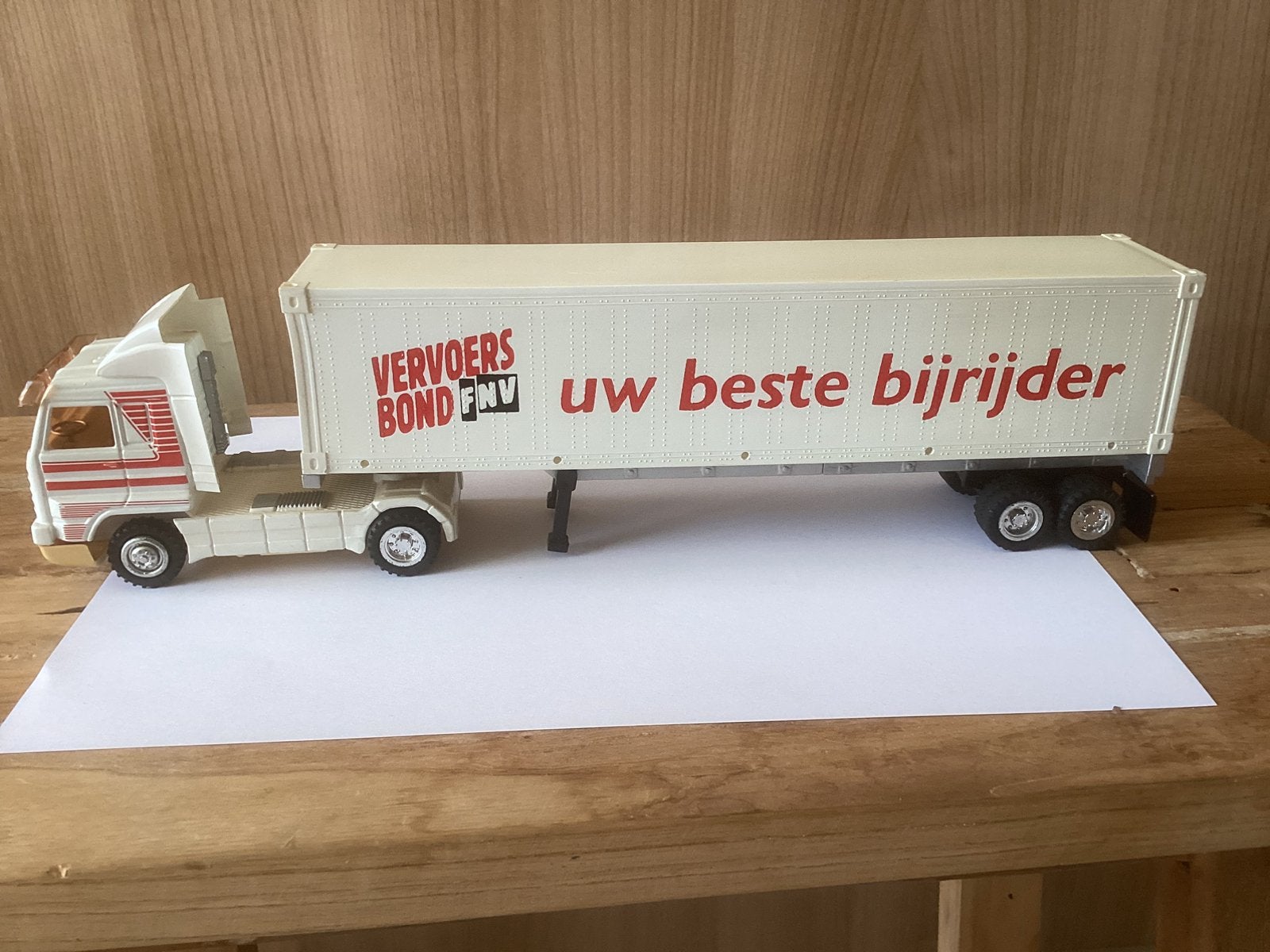 Miniatuur Vrachtwagen, Ophalen of Verzenden, Zo goed als nieuw, Bus of Vrachtwagen, Overige merken