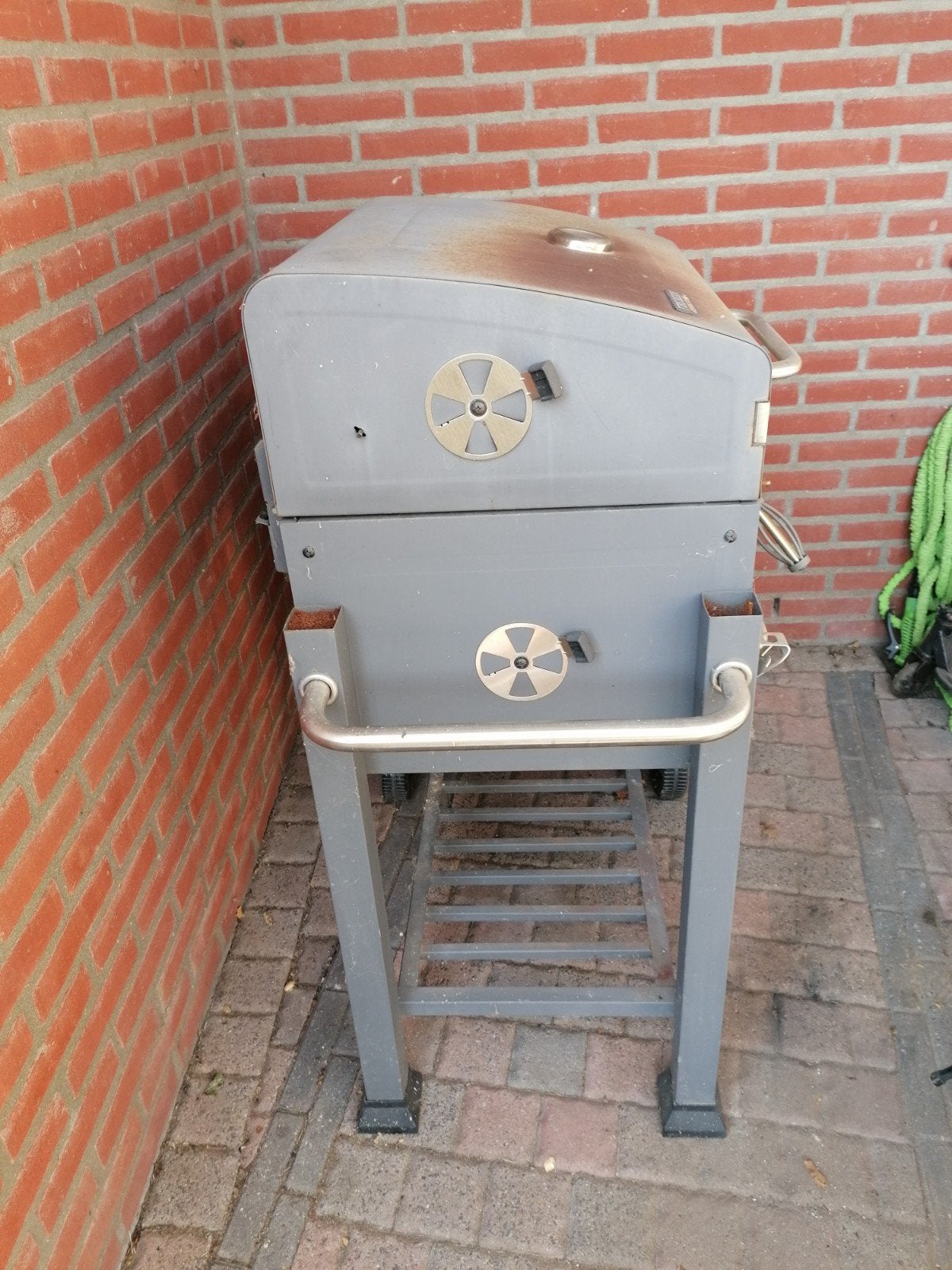 Fire Beam houtskool barbecue met wielen en opbergruimte, Ophalen