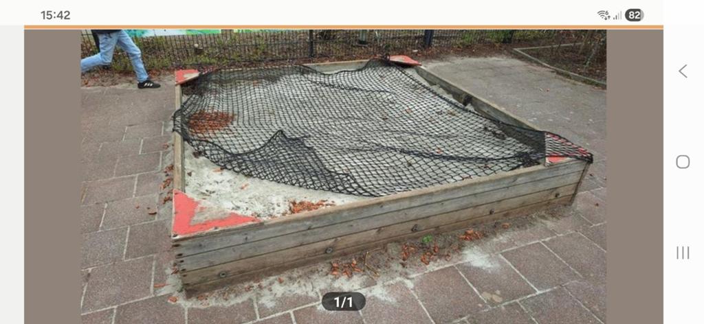 Grote zandbak, evt met zand, voor 23e weghalen, Ophalen, Gebruikt