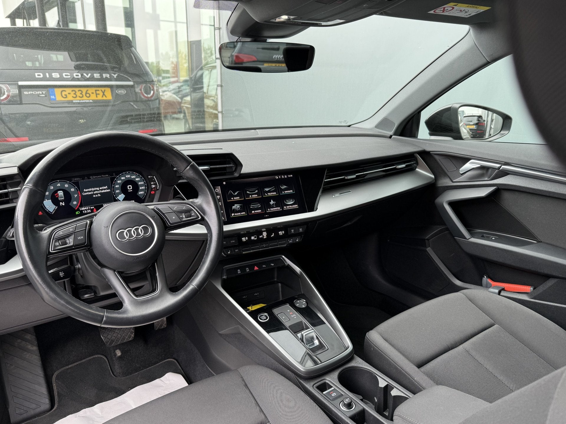 Audi A3 Limousine BWJ 2021 30 TFSI 111 PK Pro Line AUTOMAAT, Stof, Gebruikt, Met garantie (alle), Zwart