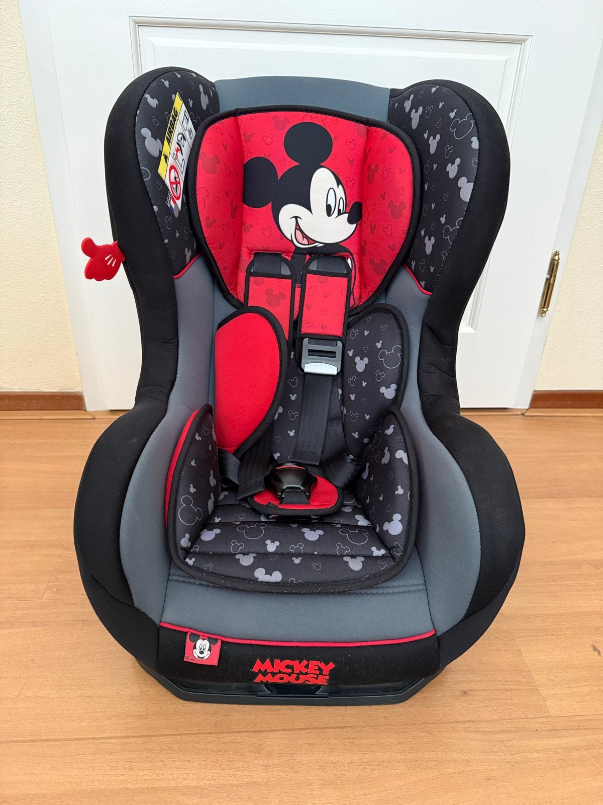 Mickey Mouse Autostoel 0-18 kg - Zo goed als nieuw, Kinderen en Baby's, Autostoeltjes, Autogordel, 0 t/m 18 kg, Zo goed als nieuw