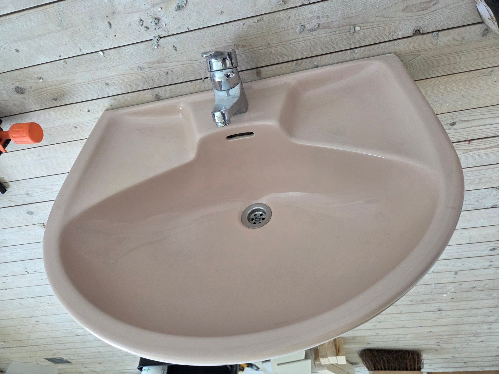 Vintage Parusta Wastafel met Kraan - Roze/Beige, Doe-het-zelf en Verbouw, Sanitair, Ophalen, Wastafel