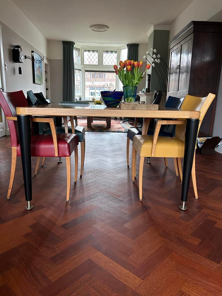 Arco eettafel Pretty Legs, design. Italiaans noten., Ophalen, Gebruikt, Vier personen, Rechthoekig