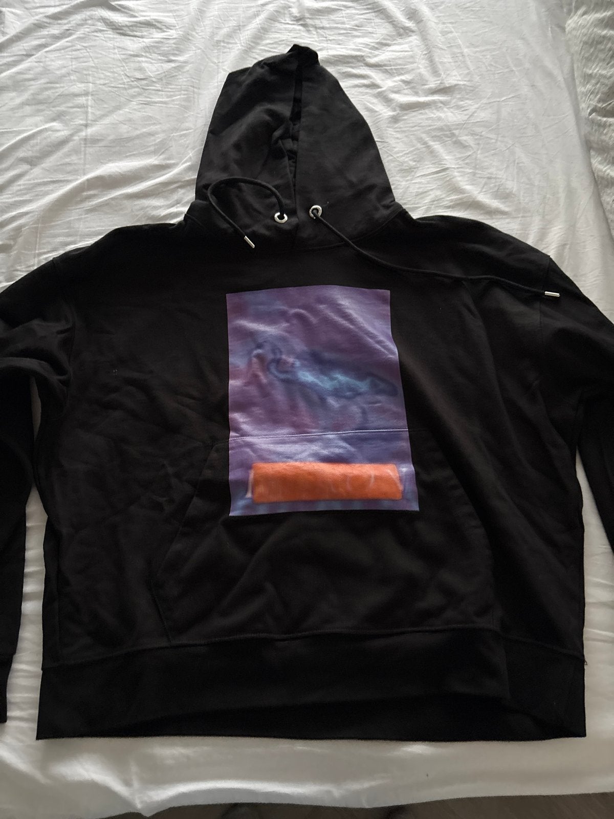 Zwarte hoodie met unieke print maat L, Kleding | Heren, Ophalen of Verzenden, Zo goed als nieuw