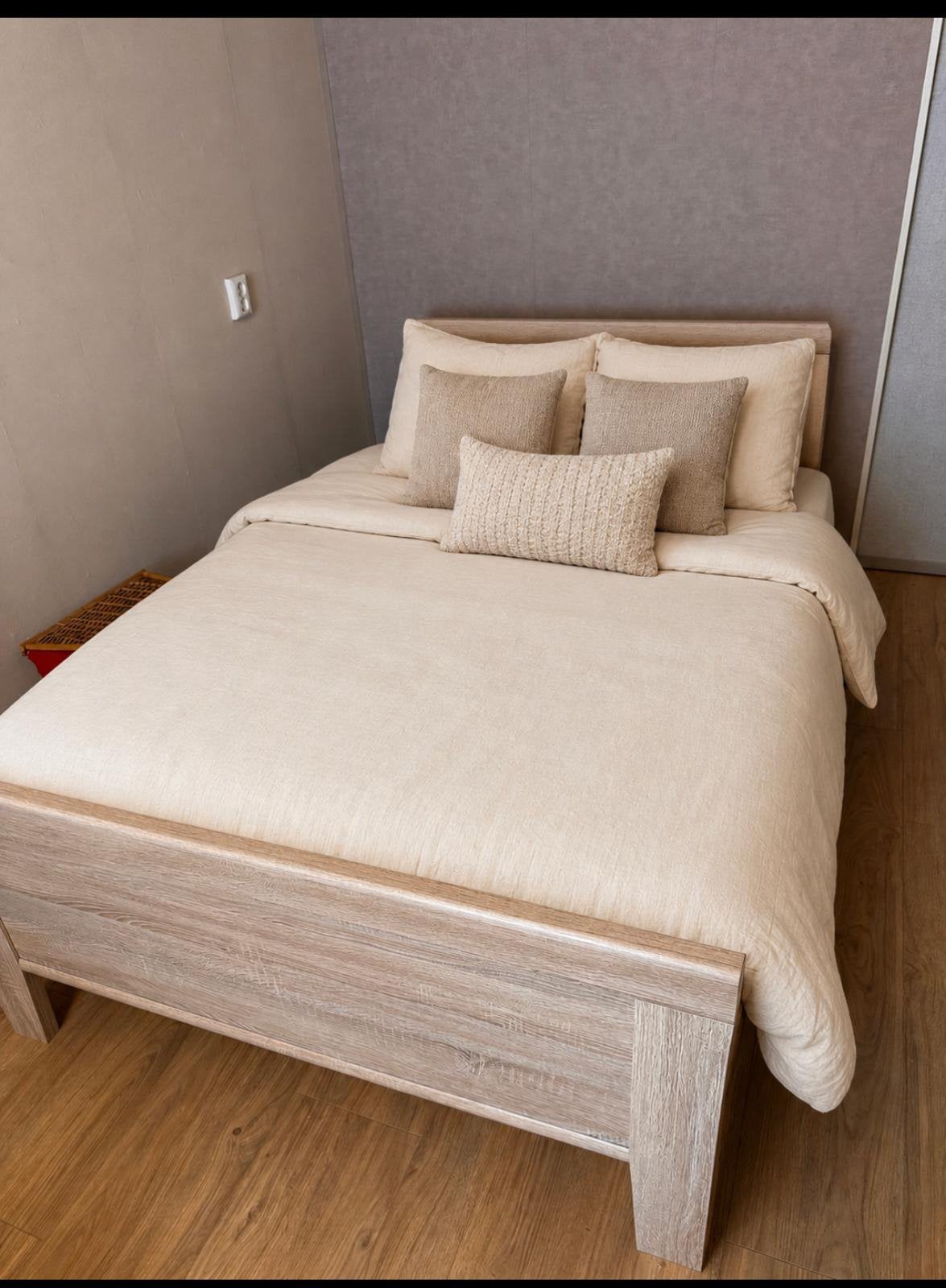 Totaalbed Senioren Ibiza 120X200 elektrisch verstelbaar 1 jr, Huis en Inrichting, Slaapkamer | Bedden, Ophalen, Verstelbaar, Eenpersoons