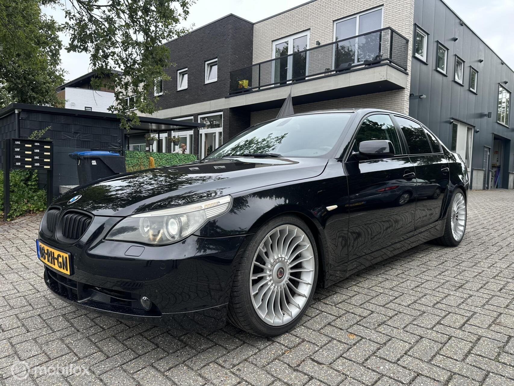 BMW 5-serie 530i Executive|Automaat|Carplay|NAP|Zeer netjes!, Auto's, Automaat, Achterwielaandrijving, Gebruikt, Bedrijf