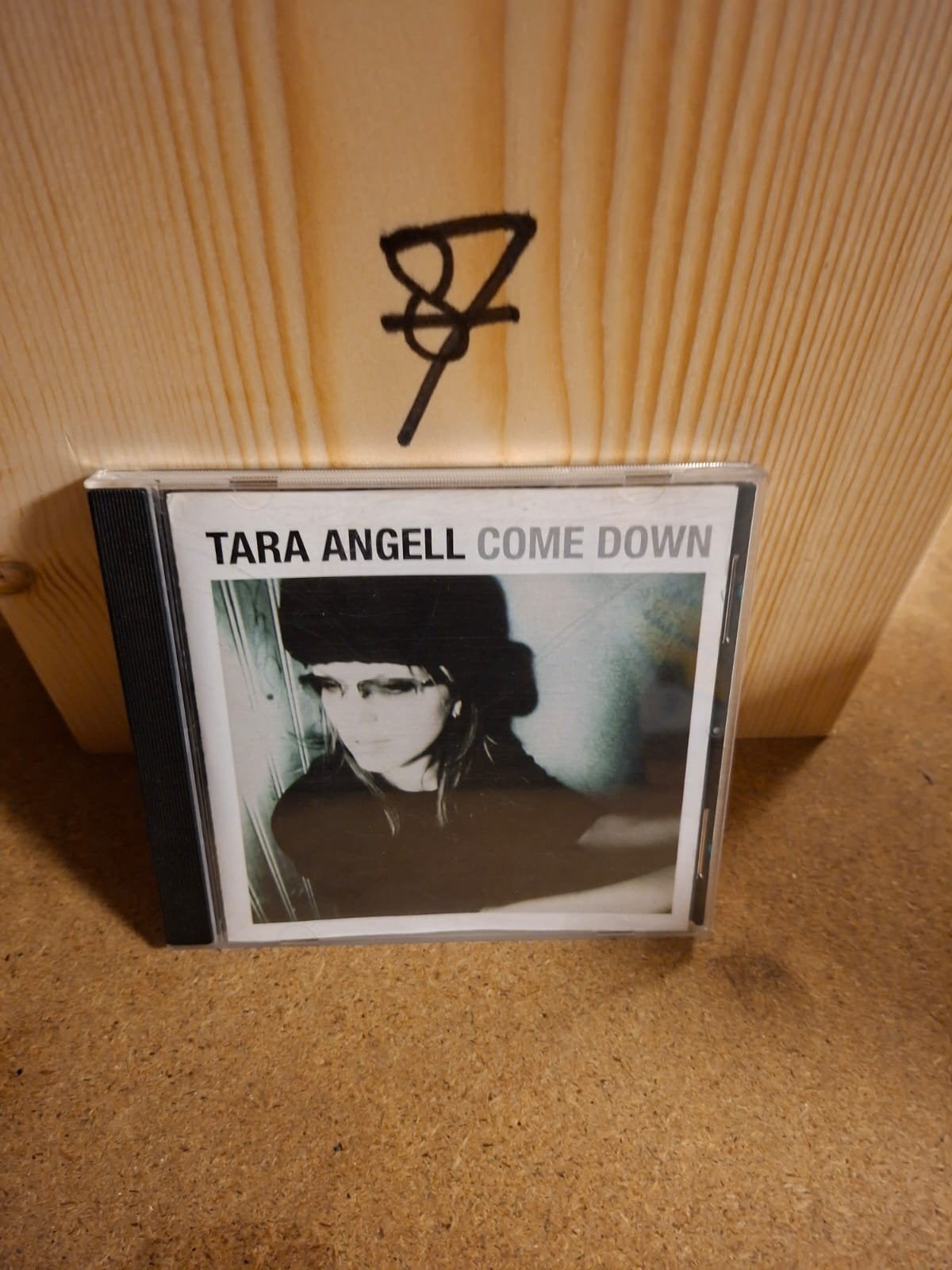 Tara Angell - Come Down CD, Ophalen of Verzenden, Gebruikt, Singer-songwriter, Album