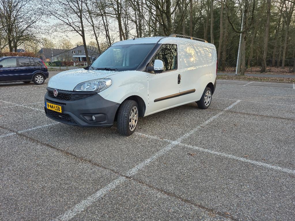 Fiat Doblo Cargo GB 1.4 Fire 95pk L2h1 Maxi 2017, Voorwielaandrijving, Stof, Zwart, Wit