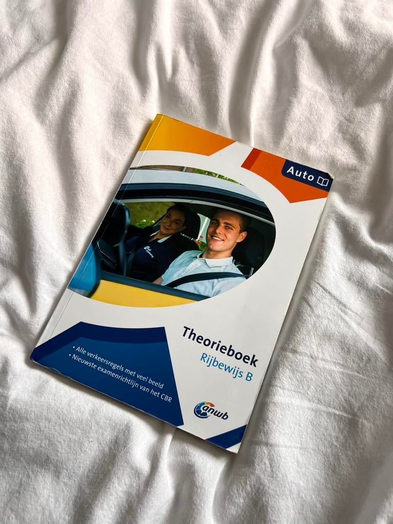ANWB Theorieboek Rijbewijs B, Boeken, Auto's | Boeken, Ophalen of Verzenden, Gelezen, Algemeen