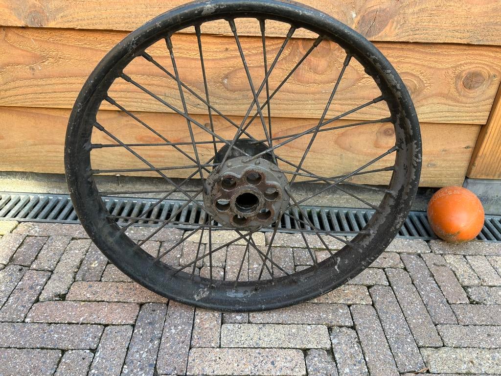Dkw achter wiel, Ophalen, Gebruikt