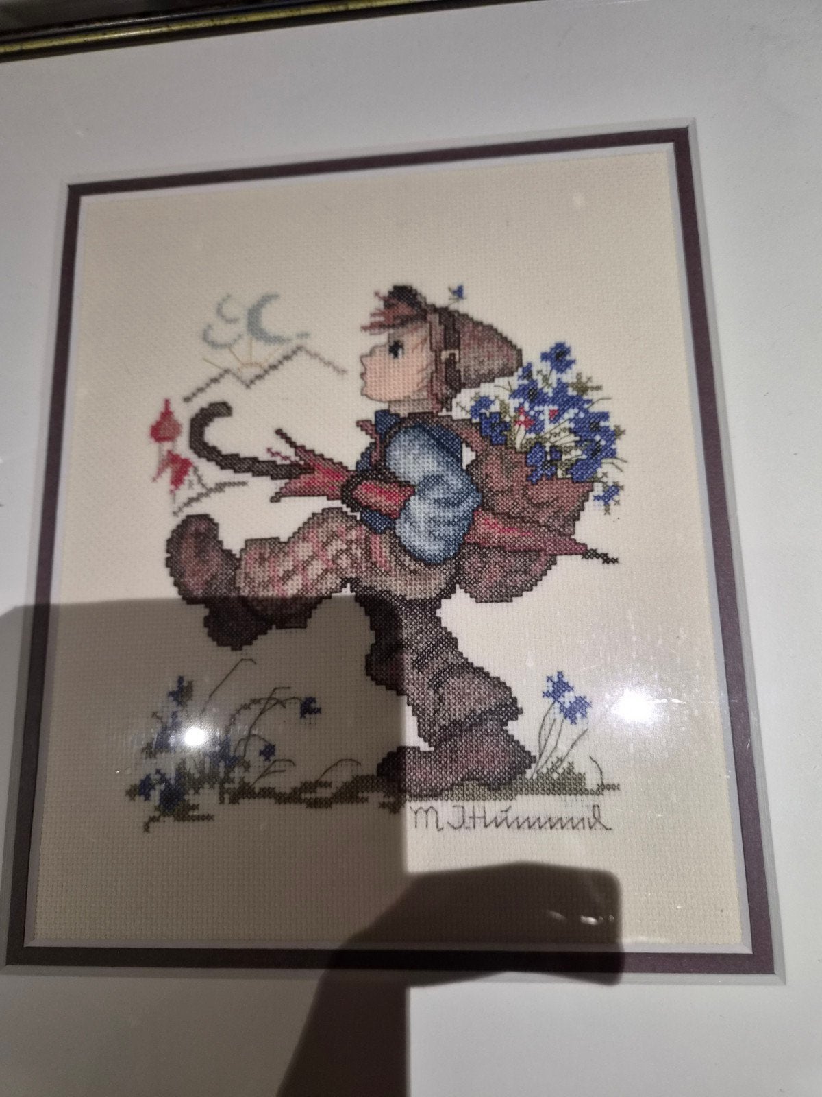 Twee geborduurde hummel., Achter glas, Portret of Personen, Overige ondergronden, Ophalen of Verzenden
