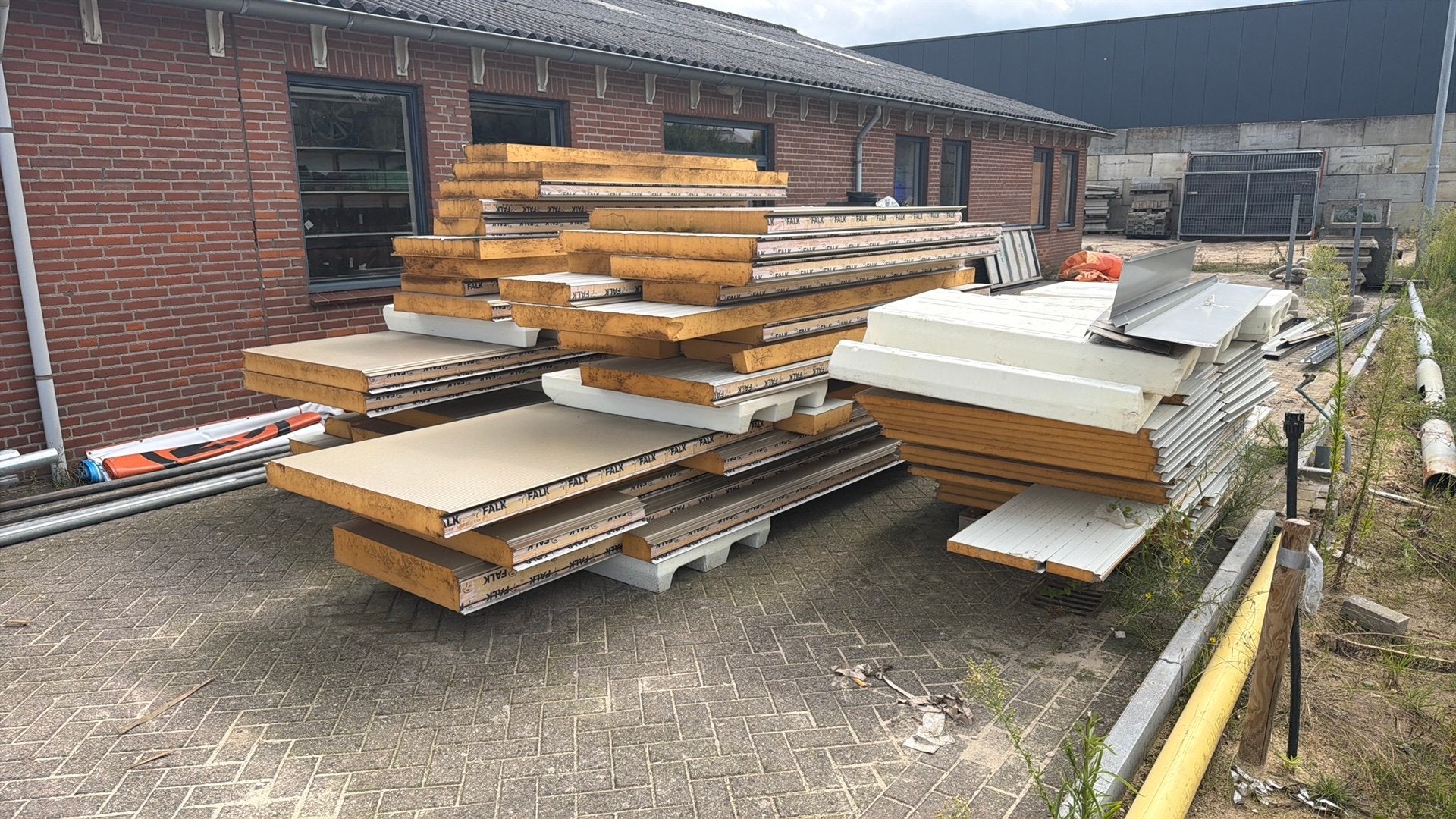Sandwich panelen FALK, Doe-het-zelf en Verbouw, Ophalen, Zo goed als nieuw, 50 mm of meer, Pallet