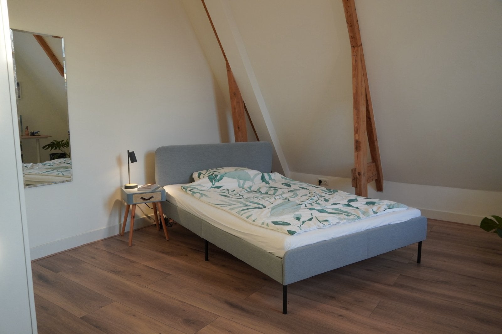 Ikea Slattum bed including Malfors Matress 140x200cm, Ophalen, Tweepersoons, 140 cm, Zo goed als nieuw