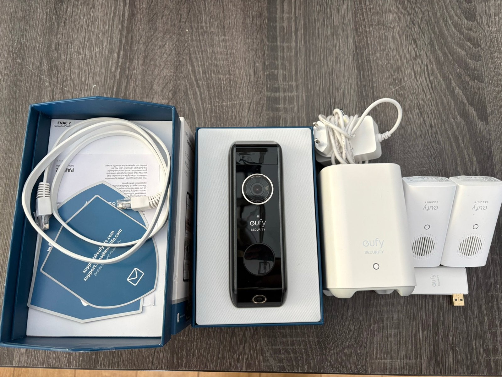 Eufy videodeurbel Duo 2K + Homebase 2 + extra chime, Ophalen of Verzenden, Bewegingsdetectiesensor, Zo goed als nieuw, Draadloos
