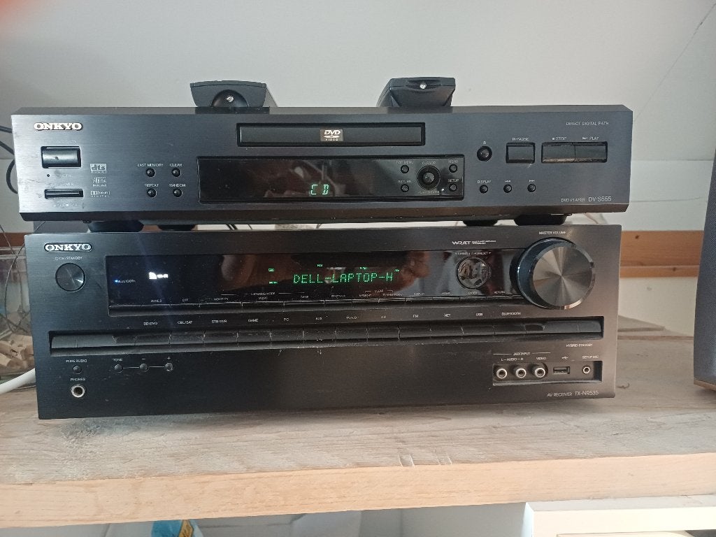 ONKYO Receiver TX NR 535 met ONKYO  CD speler DV-S555, Ophalen, Zo goed als nieuw, 60 tot 120 watt, Onkyo