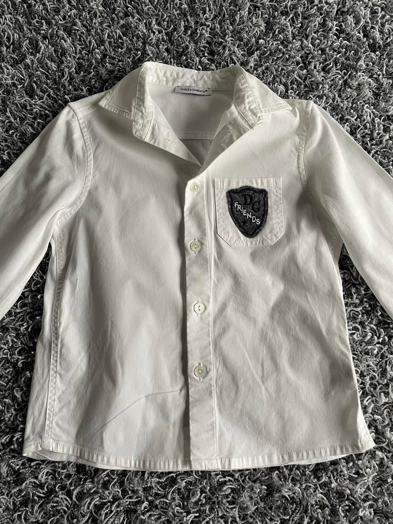 Dolce&gabanna blouse met embleem 2 jaar, Ophalen of Verzenden, Zo goed als nieuw, Jongen, Overhemd of Blouse