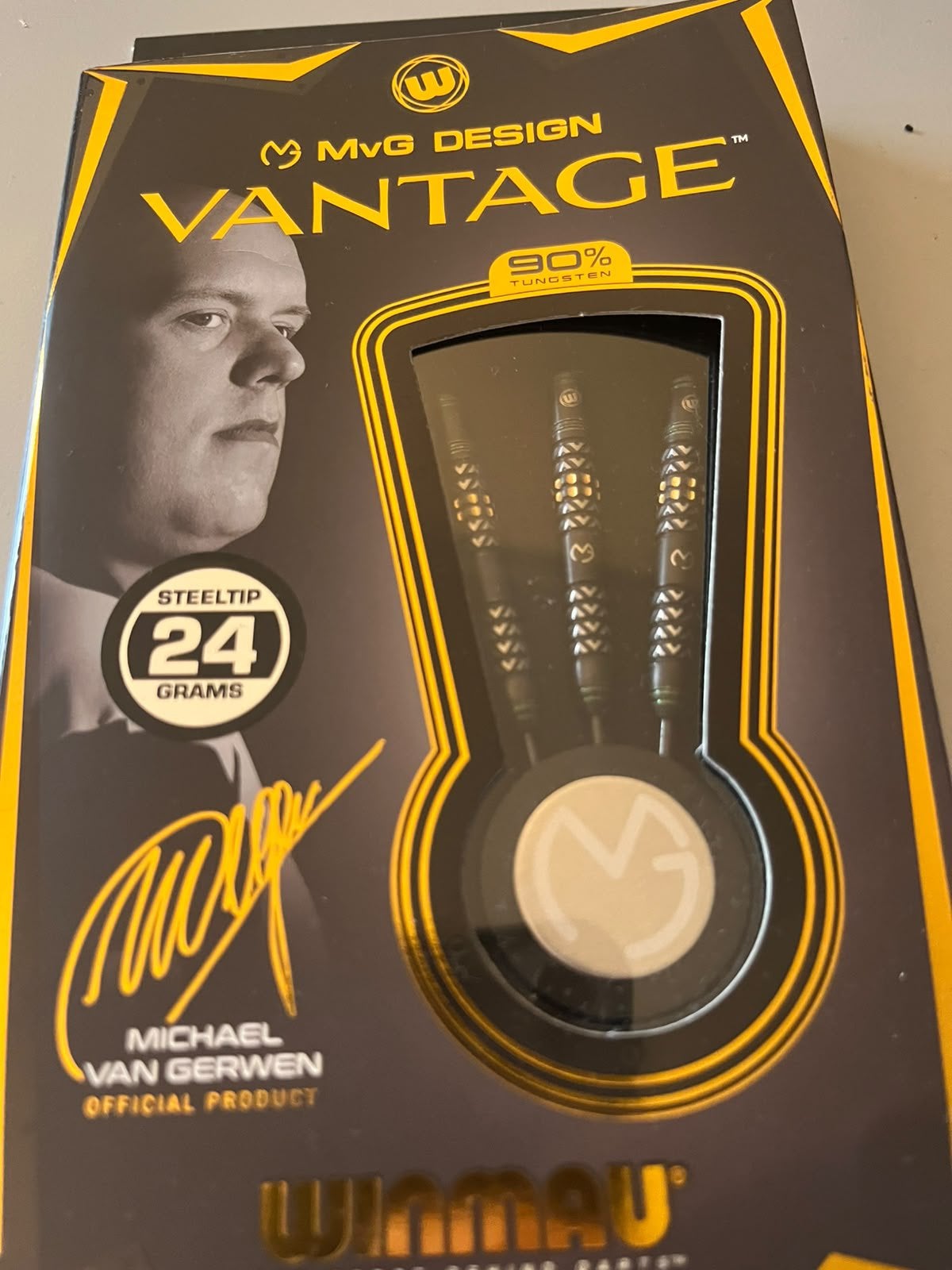 Michael van Gerwen 24 gr pijlen Vantagezo goed sls nieuw, Ophalen of Verzenden, Zo goed als nieuw, Pijlen, Soft tip