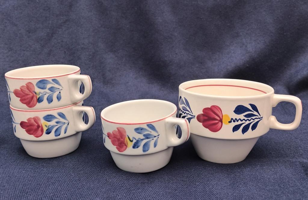 Boerenbont kinderservies.             3x.kleine.stapelkopjes, Antiek en Kunst, Antiek | Servies los, Ophalen of Verzenden
