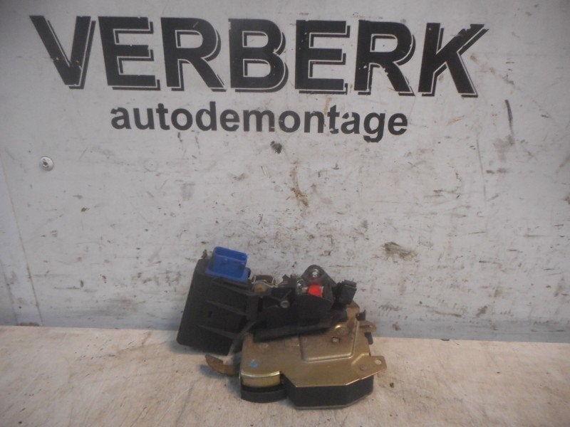 Portierslot Rechts Achter BMW 3 serie (E36/4) 1996, Gebruikt, Petuelring 130, München 80809, , Duitsland, BMW, Bayerische Motoren Werke AG