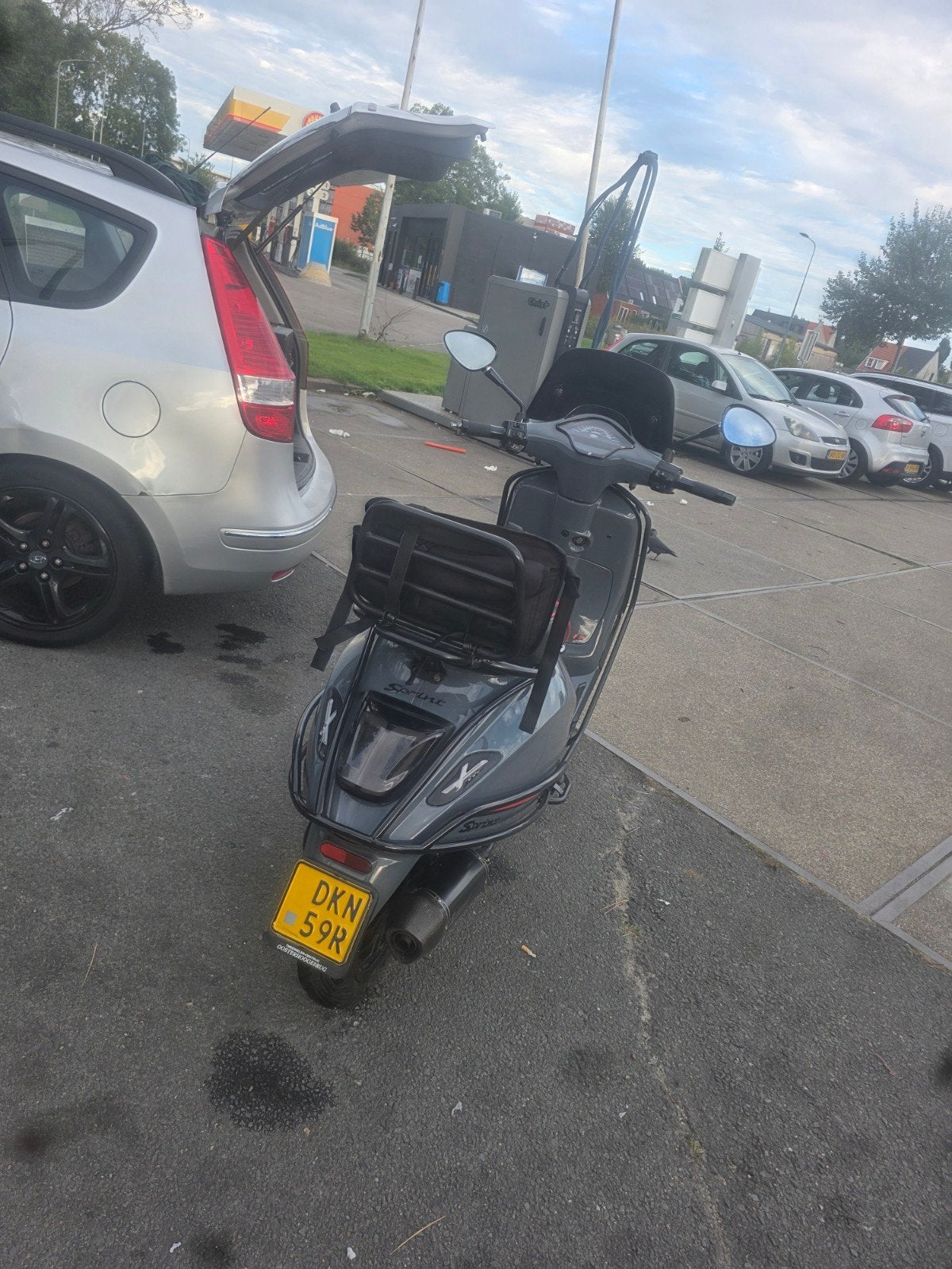 Vespa Sprint 50 4T 2017 - 24.000 km - Veel extra's, Fietsen en Brommers, Ophalen, Vespa S, Zo goed als nieuw, Benzine