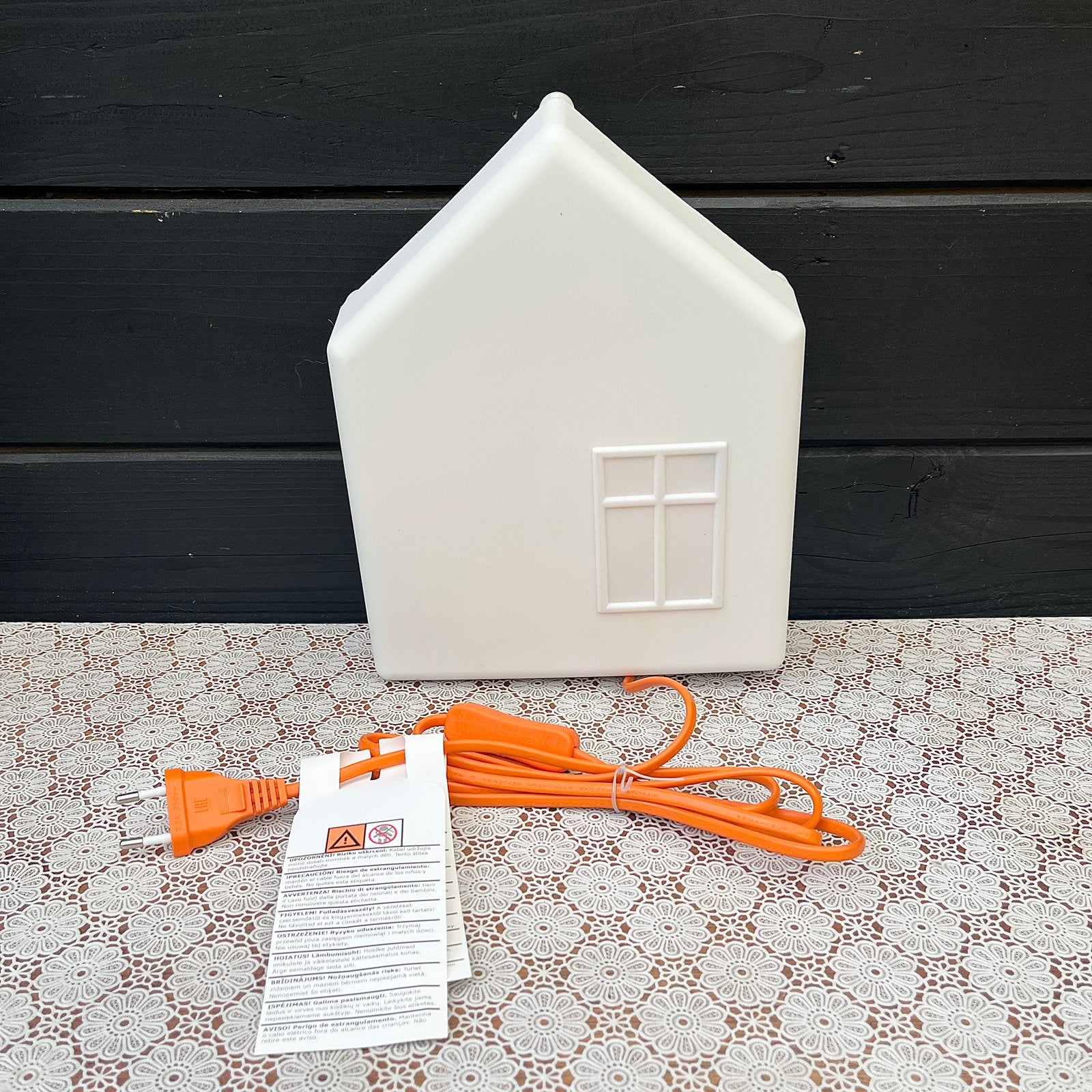 Vintage Ikea wandlamp Drömhem, huisje wit, Huis en Inrichting, Lampen | Wandlampen, Kunststof, IKEA, E14 (klein), Ophalen of Verzenden