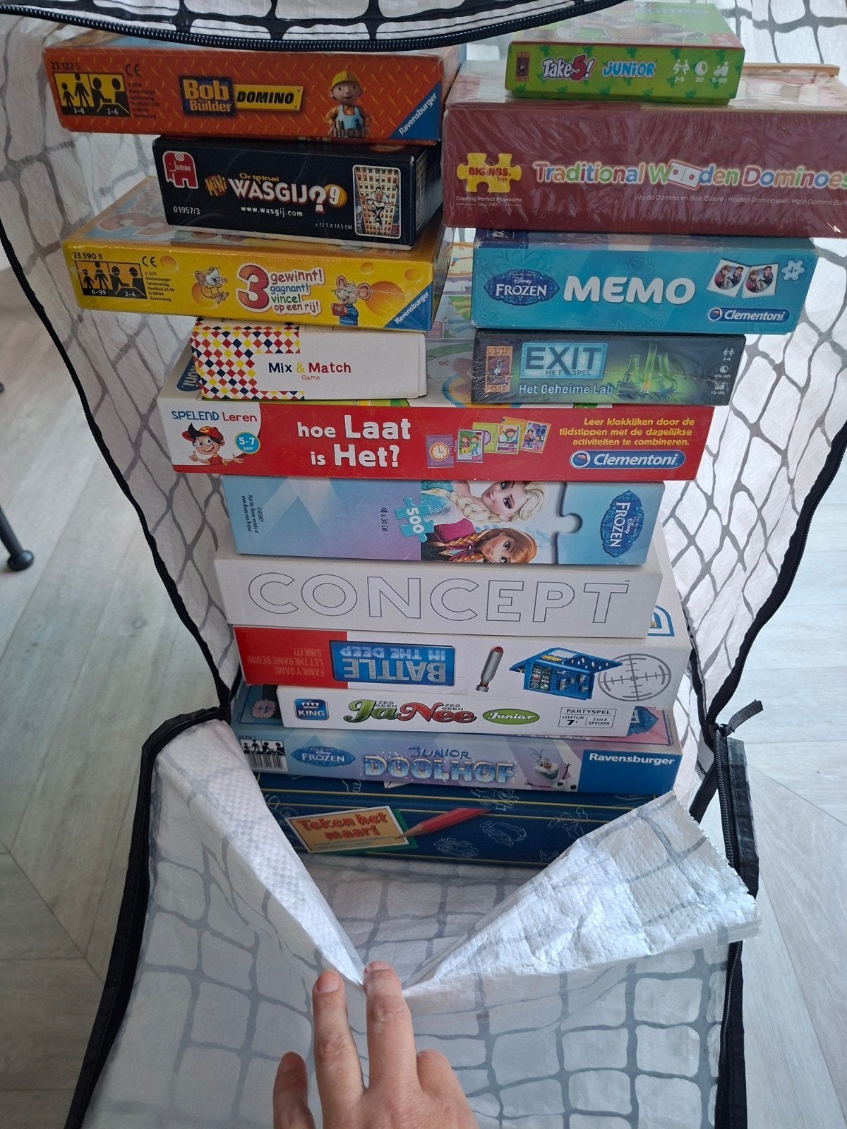 Grote tas vol spellen en kleurboeken - Ophalen in Hoorn, Ophalen, Zo goed als nieuw, Jongen of Meisje