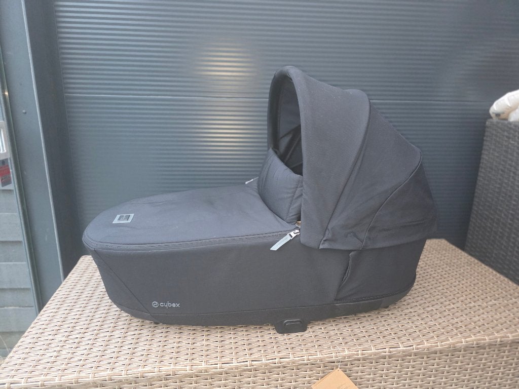 Cybex Priam / e-Priam Lux Carry Cot Deep + regenhoes, Ophalen, Zo goed als nieuw, Kinderwagen, Overige merken